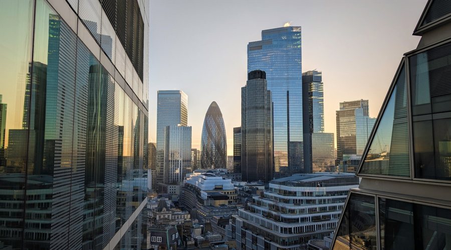 外汇和差价合约经纪商LandFX英国在2024年报告净亏损，收入下降15%_激石外汇官网